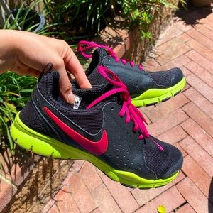 Brand new WMNS Nike In-season TR